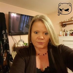 Meet your Posher, Wendy